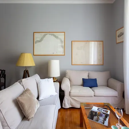 The Rent - Spacious Two-bedroom In Crocetta *