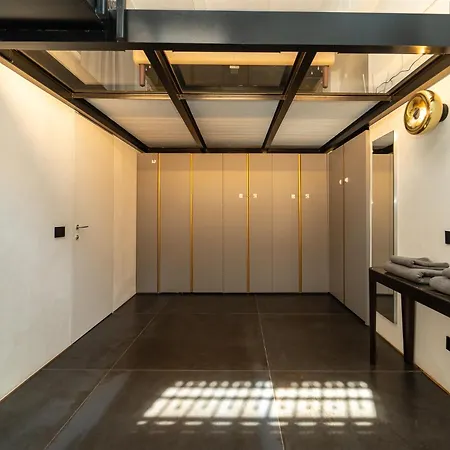 Prestigioso Loft In San Babila A 5 Min. Dal Duomo 밀라노