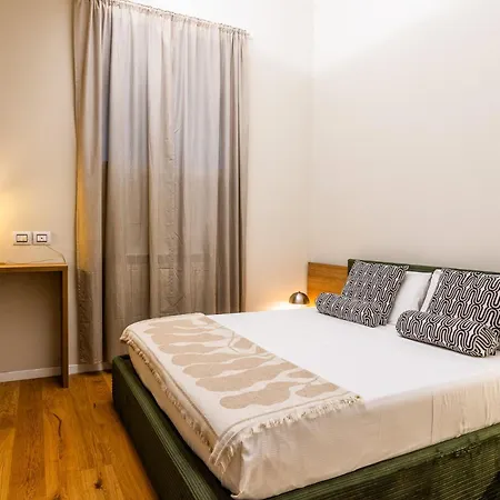 Duomo 9 - Luxury Modern Loft Daire Milano