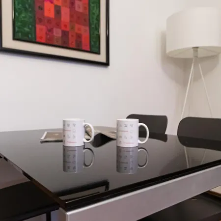 Italianway Easy - Plinio 37 Apartment