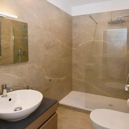 Bande Nere-san Siro Attico Con Terrazzo *