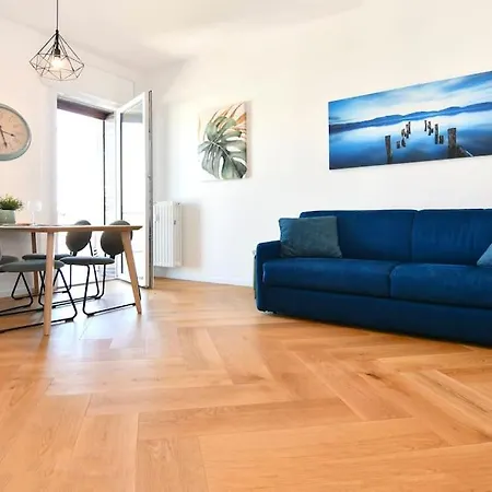 Bande Nere-san Siro Attico Con Terrazzo Apartmán Milán