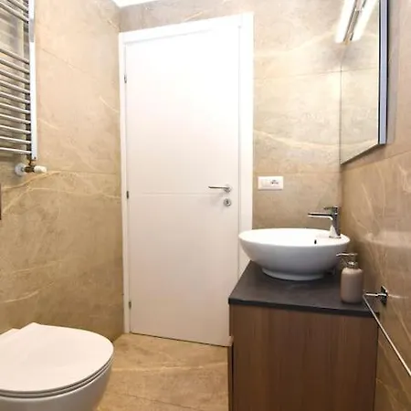 Bande Nere-san Siro Attico Con Terrazzo * Milán