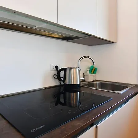 Bande Nere-san Siro Attico Con Terrazzo * Milán