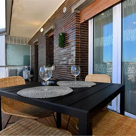 Bande Nere-san Siro Attico Con Terrazzo Apartmán *