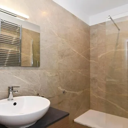 Bande Nere-san Siro Attico Con Terrazzo *