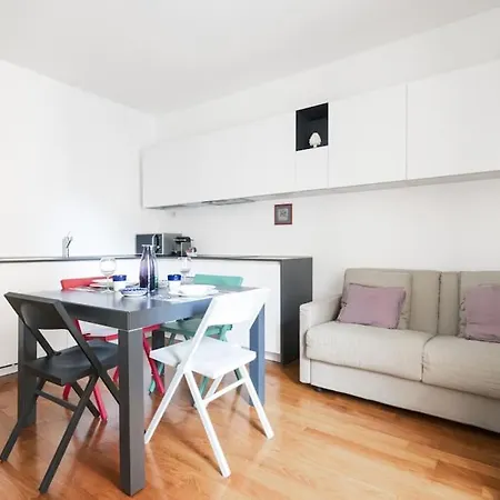 Апартаменты Easylife - - Bixio 11 - Porta Venezia *