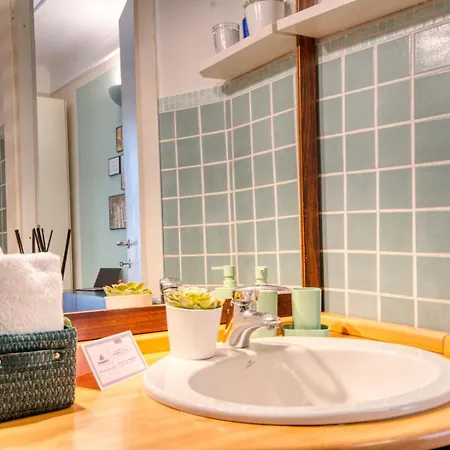 Guesthost - Deangeli Nest Romantico Bilocale Di Design In Zona De Angeli, Rinnovato E Accessoriato Appartamento Milano