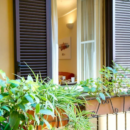 Guesthost - Deangeli Nest Romantico Bilocale Di Design In Zona De Angeli, Rinnovato E Accessoriato Apartmán