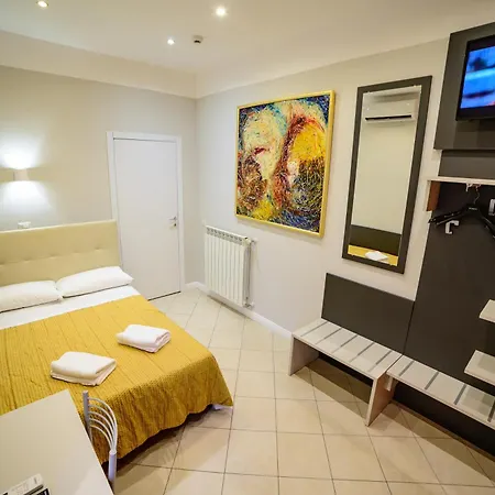 Demo' Hotel 3*