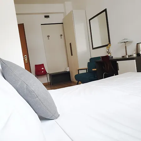 Vitruvio Hotel 3*