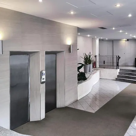 Joivy Stylish Near Pinacoteca Brera * Milaan