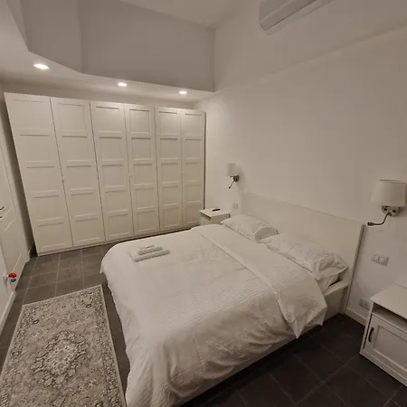 Apartament Homes & - Meravigli Den