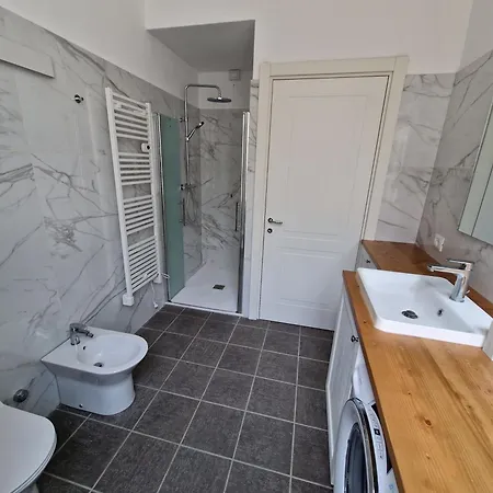 Apartament Homes & - Meravigli Den Mediolan