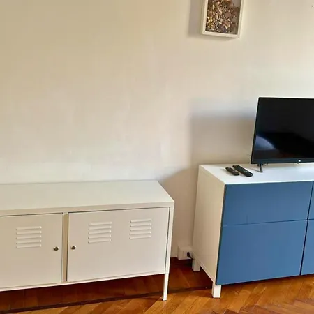 Daire Garibaldi - Moscova Three-room In The Heart Of Milano