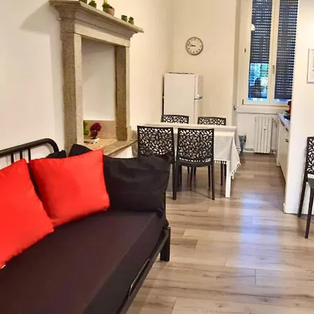 Daire Garibaldi - Moscova Three-room In The Heart Of