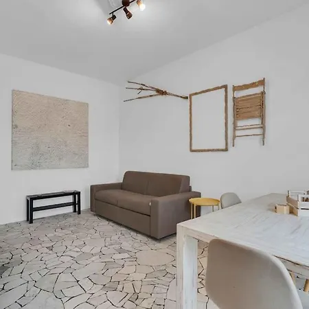 Fondazione Prada Olimpiadi La Piuma * Milán