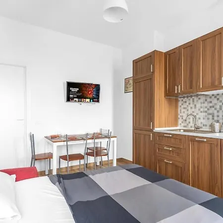 Apartament X4-self Check-in-m2 Famagosta-ac Mediolan