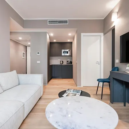 Easylife - Modern With Garden Apartment Milan