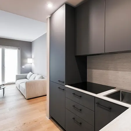 Easylife - Modern With Garden Apartment