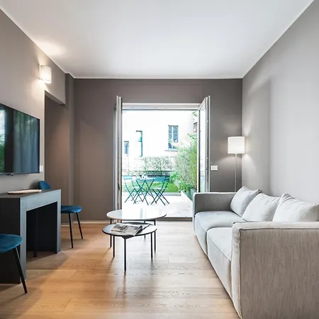 Easylife - Modern With Garden Milan