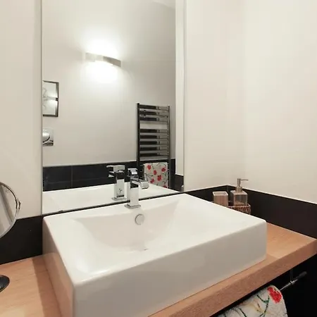 And Chic Near Fiera Appartement Milan