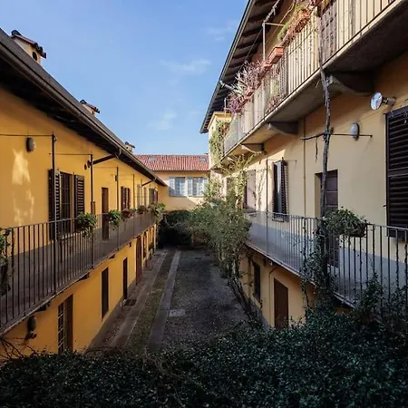 Urban House - Bright House Navigli Center Apartment *