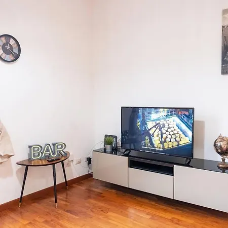 Corso Buenos Aires 2br Sofa Bed, M1 M2 Loreto,