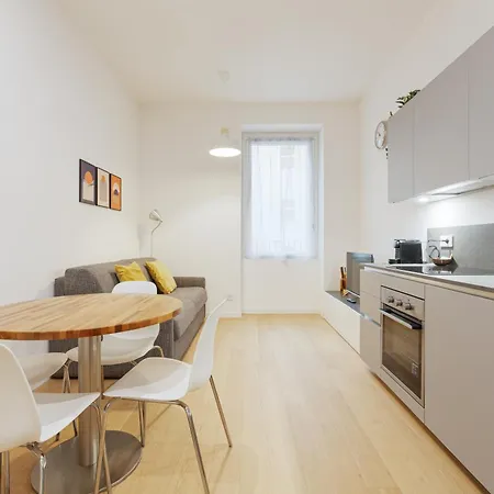 Corso Buenos Aires - Nuovo E Bilocale *