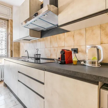 Via Morgantini 5 Pax Wi-fi Milan