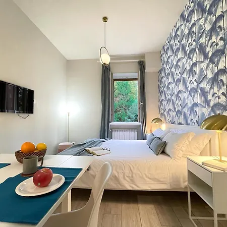 Blue Palm Jungle Self Checkin Design * Mailand