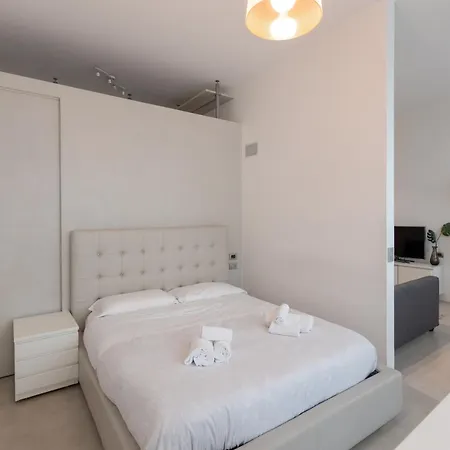 Ampio Bilocale Repubblica - Mirable Pm Apartman Milánó