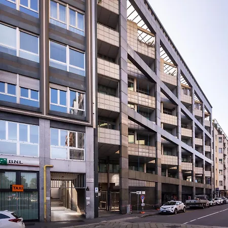 Ampio Bilocale Repubblica - Mirable Pm Apartman