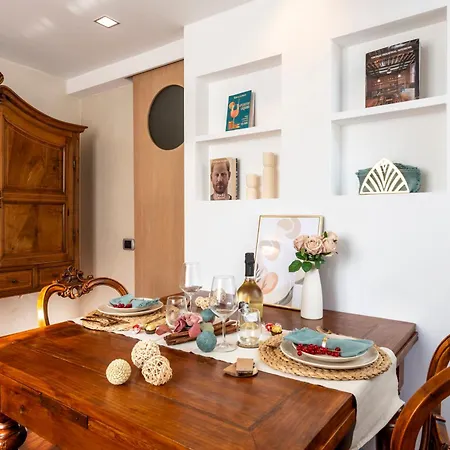 San Babila Luxury - 7sundays Apartmán *