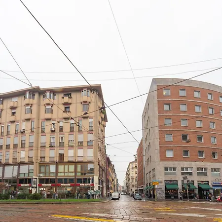 Apartman Charming 2-bedroom In Milanese Building *