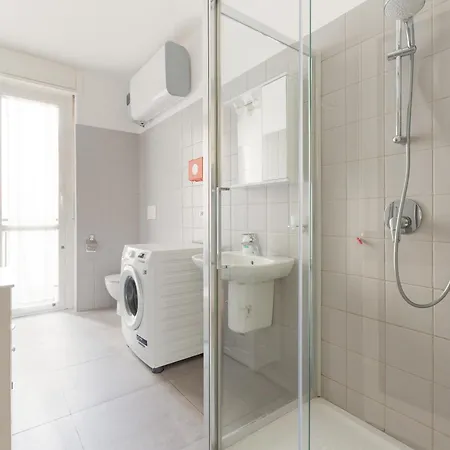 Stazione - Bilocale Con Cucina Separata *