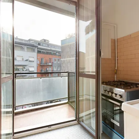 Stazione - Bilocale Con Cucina Separata * Milano