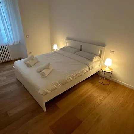 아파트 Elegante Ed Accogliente *