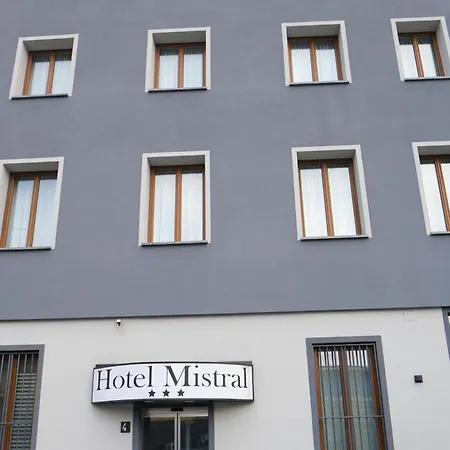 Mistral מילאנו