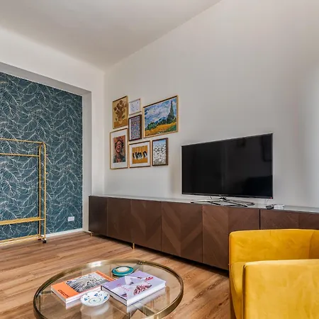 Apartment Via Melzo 16 4 Pax