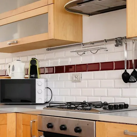 Joivy Bright 1br Flat Near Mudec Museum