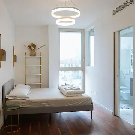 Apartment Isola 10 Milan