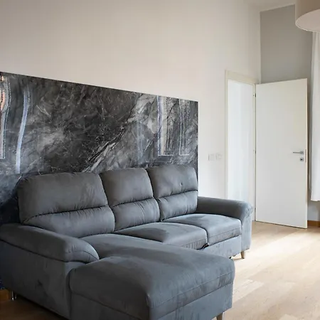 Rrrapido Holy And - Via Sardegna Maison d'hôtes Milan