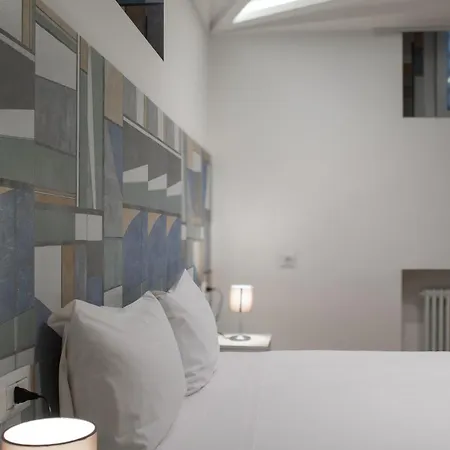 Maison d'hôtes Rrrapido Holy And - Via Sardegna Milan