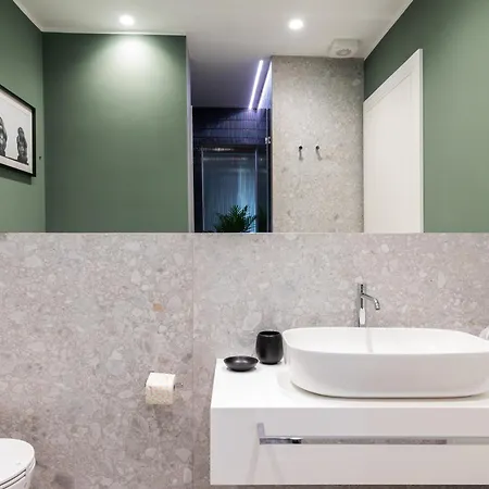 Esclusivo Nel Cuore Del Design E Moda