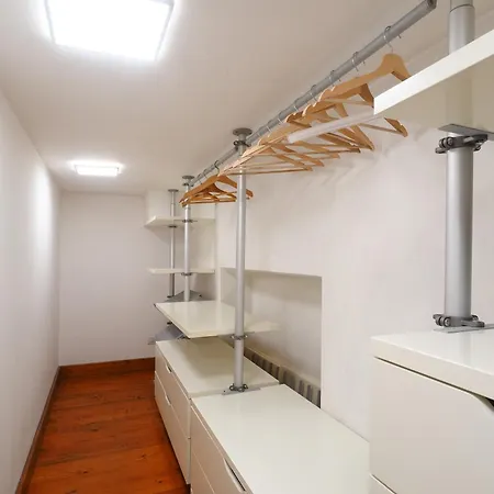 Appartement Enchanting Loft Between History&tranquility