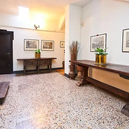 Under The Stars, Life Milano, Corso Sempione Apartmán Milán