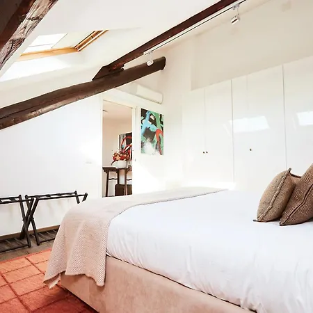 Under The Stars, Life Milano, Corso Sempione Milán