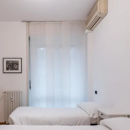 Meraviglioso Trilocale Vicino Fermata Dateo Lägenhet Milano