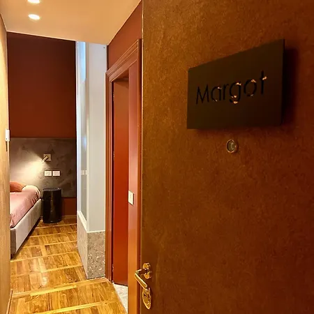 Apartment Fifty Eight Regina Margherita Milan